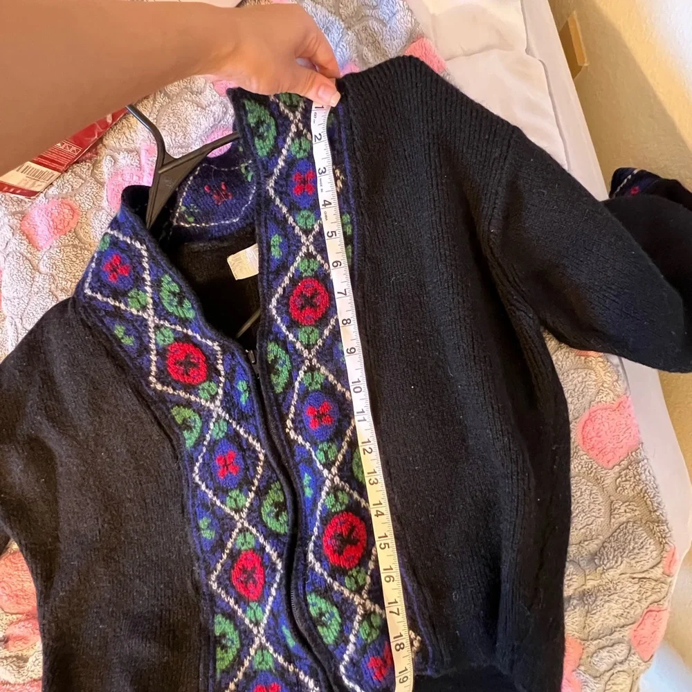 Esprit Vintage  Full Zipp Cropped Jacket ,Size Medium,100% wool - Picture 4 of 8